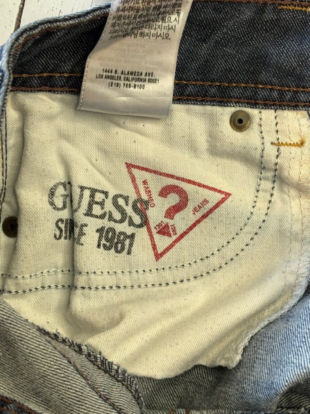 GUESS Denim Shorts Dark Wash Low Rise Stretch Y2K Size 25 - Picture 6 of 8